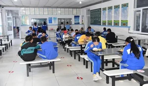 赤峰市最新动态，城市变迁与学习步伐同频共振